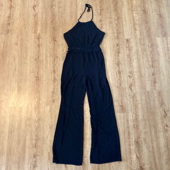Forever 21 Dresses & Skirts - Black Jumpsuit Flower Cutout Exposed Waist
